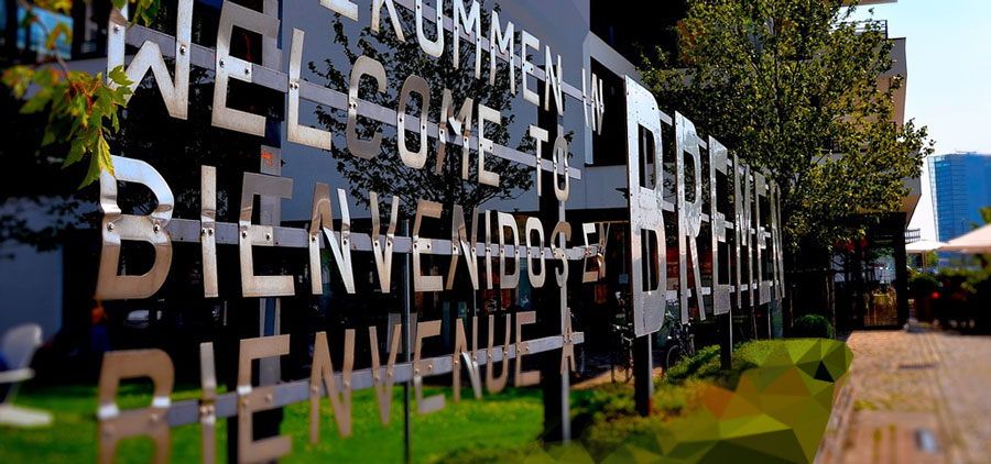 Installation "Willkommen in Bremen" in verschiedenen Sprachen